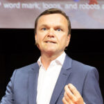 Portrait of author Hans Thalbauer